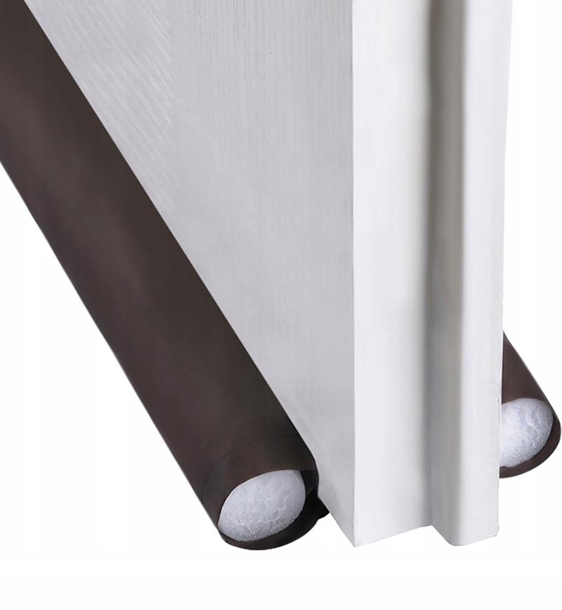 Uszczelnianie drzwi wejściowych w bloku