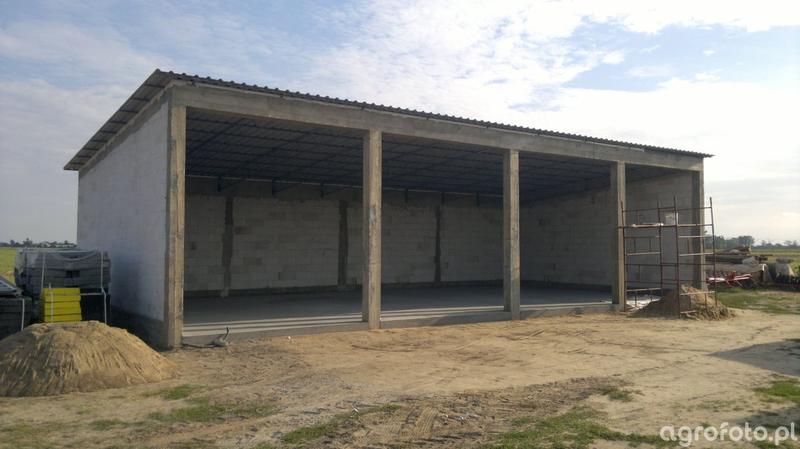 Jakie są prawdziwe koszty budowy garażu 200m2?