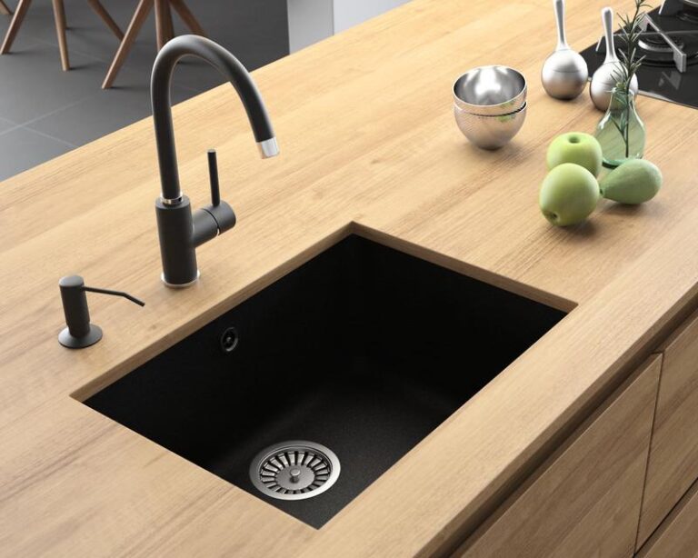 Praktyczny przewodnik: jak zamontować zlewozmywak podwieszany krok po kroku