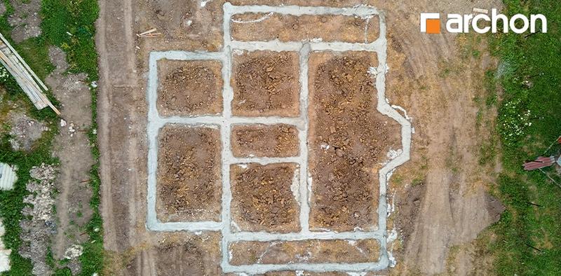 Głębokość fundamentów ścianki działowej