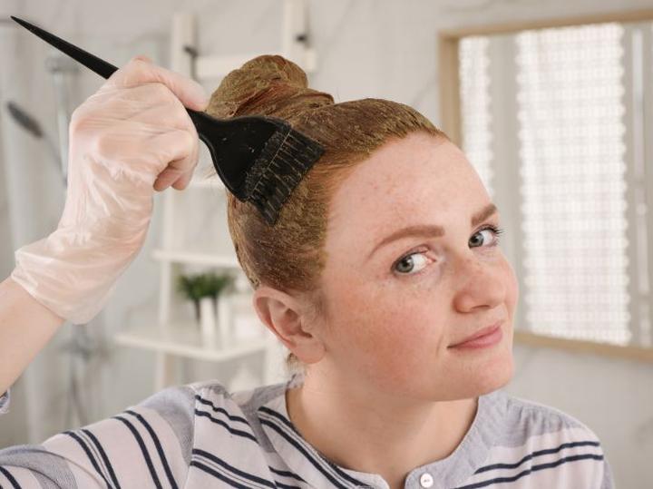 Regeneracja włosów po farbowaniu