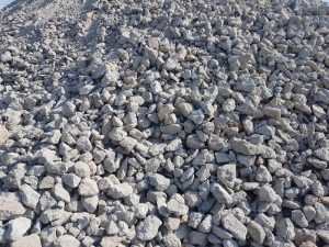 Ile kruszywa potrzebujesz na 1m3 betonu? Kluczowe informacje dla budowlanych.