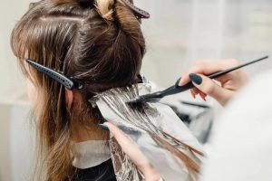 Jak często można farbować włosy, aby zachować ich zdrowie?