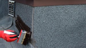 Jak dobrać odpowiednią masę bitumiczną na fundament?