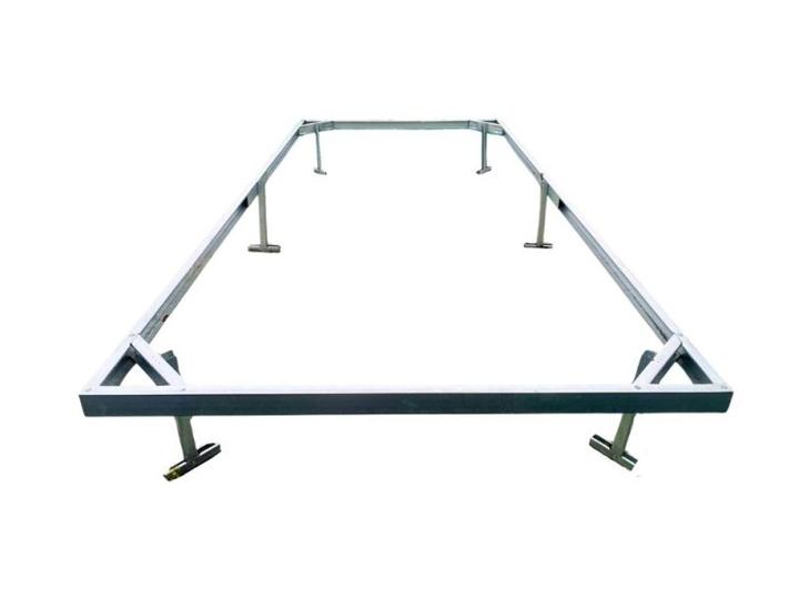 Budowa fundamentu szklarni