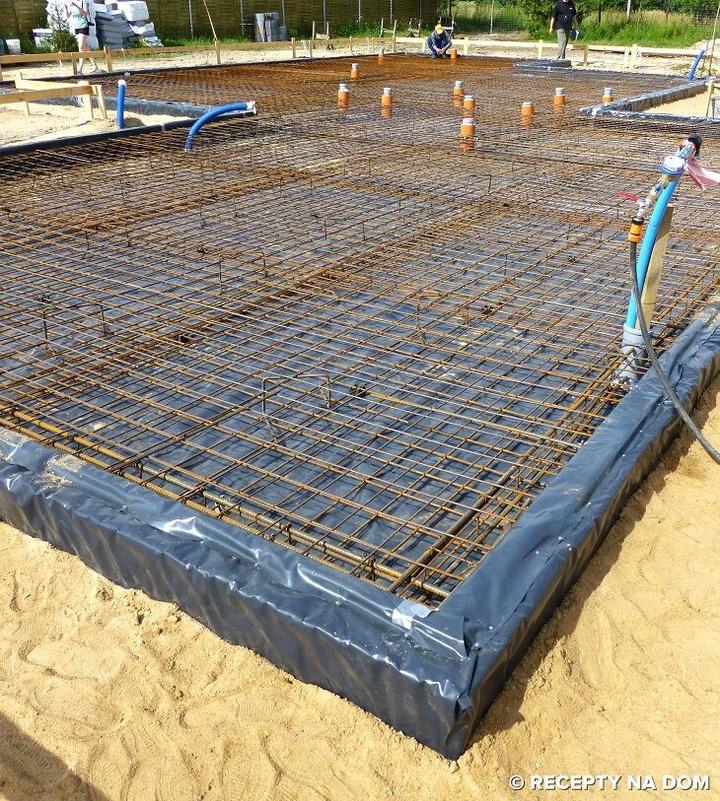 Instalacja kanalizacyjna w fundamentach