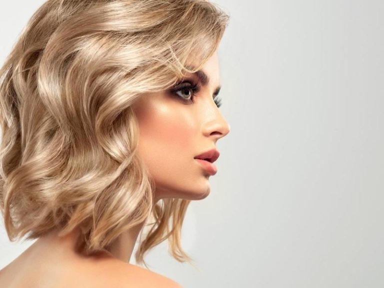 Jak osiągnąć idealny słomkowy blond? Wybór farby do włosów dla perfekcyjnego efektu