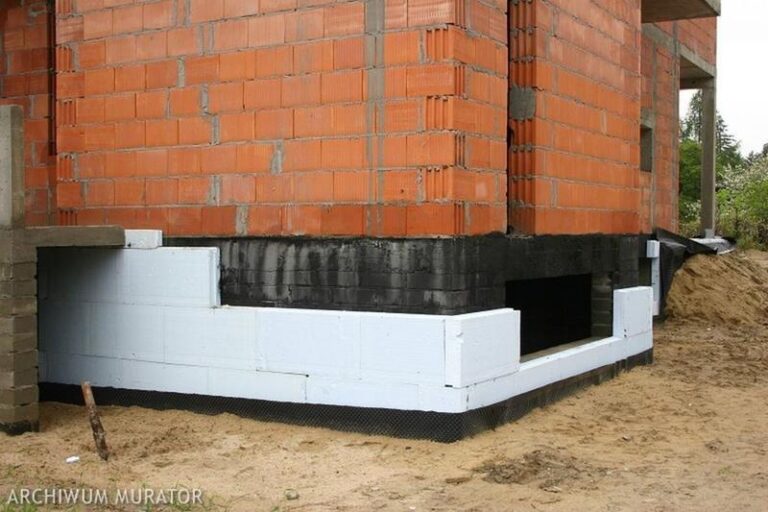 Jaki gruby styropian na fundament – kluczowe wybory dla solidnej budowy