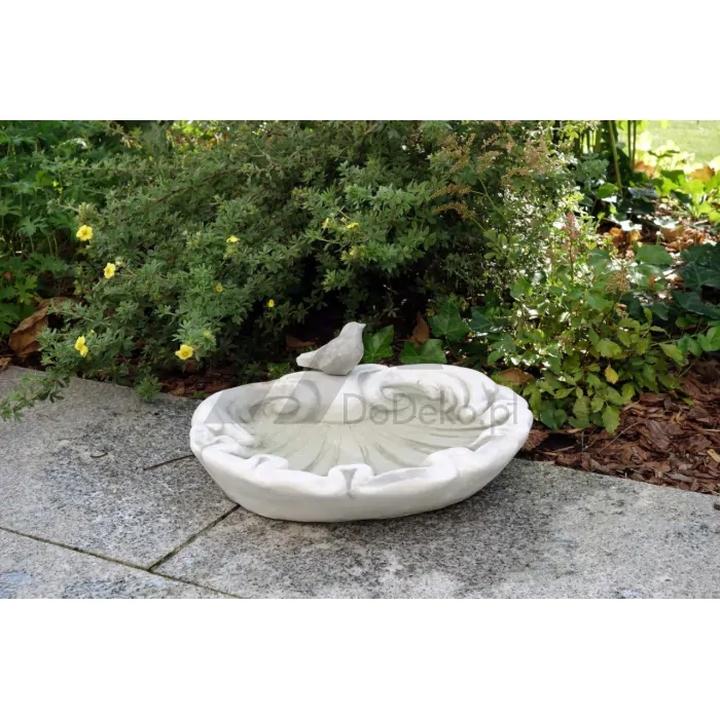 Przewodnik krok po kroku: Jak zamontować poidełko dla zwierząt w łatwy sposób